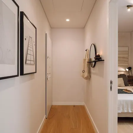 Biel - 2 Bedrooms, Pool And Parking In Arroios Апартаменти