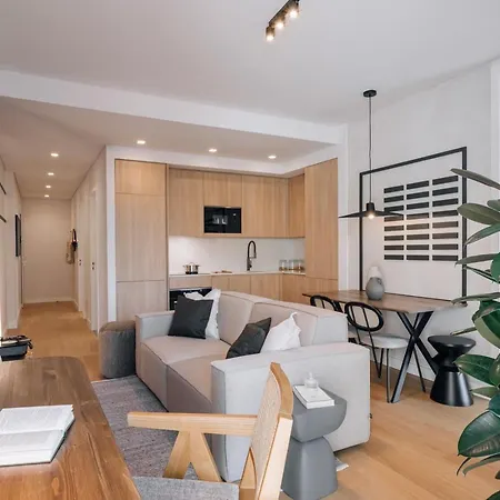 Biel - 2 Bedrooms, Pool And Parking In Arroios Апартаменти