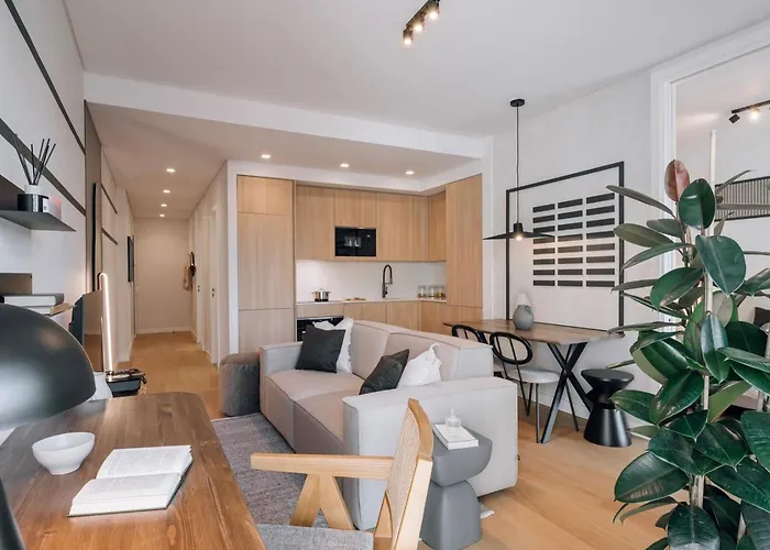 Biel - 2 Bedrooms, Pool And Parking In Arroios شقة