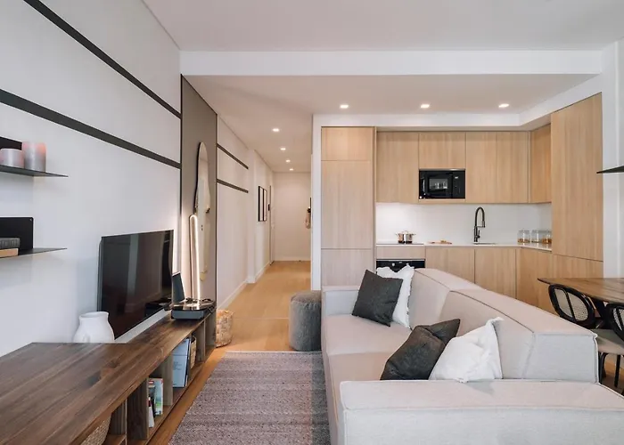 Biel - 2 Bedrooms, Pool And Parking In Arroios Lisboa