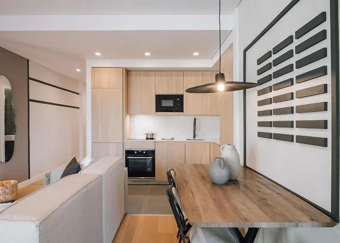 شقة Biel - 2 Bedrooms, Pool And Parking In Arroios