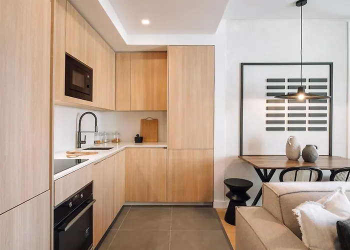 Biel - 2 Bedrooms, Pool And Parking In Arroios *