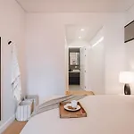 Biel - 2 Bedrooms, Pool And Parking In Arroios Apartamento Lisboa